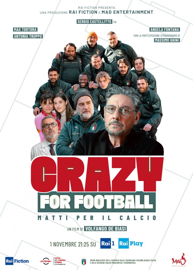 LOCANDINA_crazyforfootball-635x889