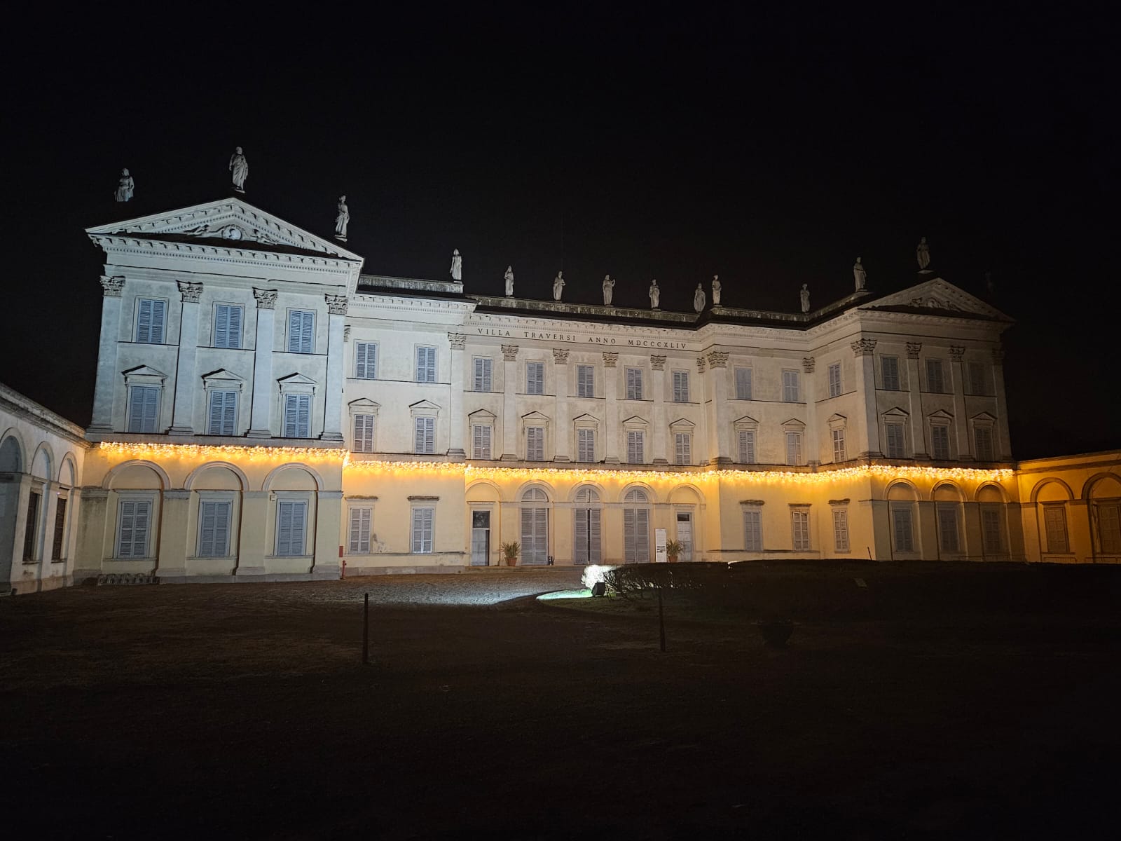 Natale Magico in Villa :come in una fiaba Villa Tittoni si vestirà a Festa