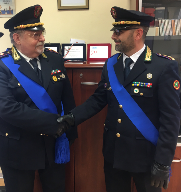 Passaggio di consegne al Comando di Polizia Locale.