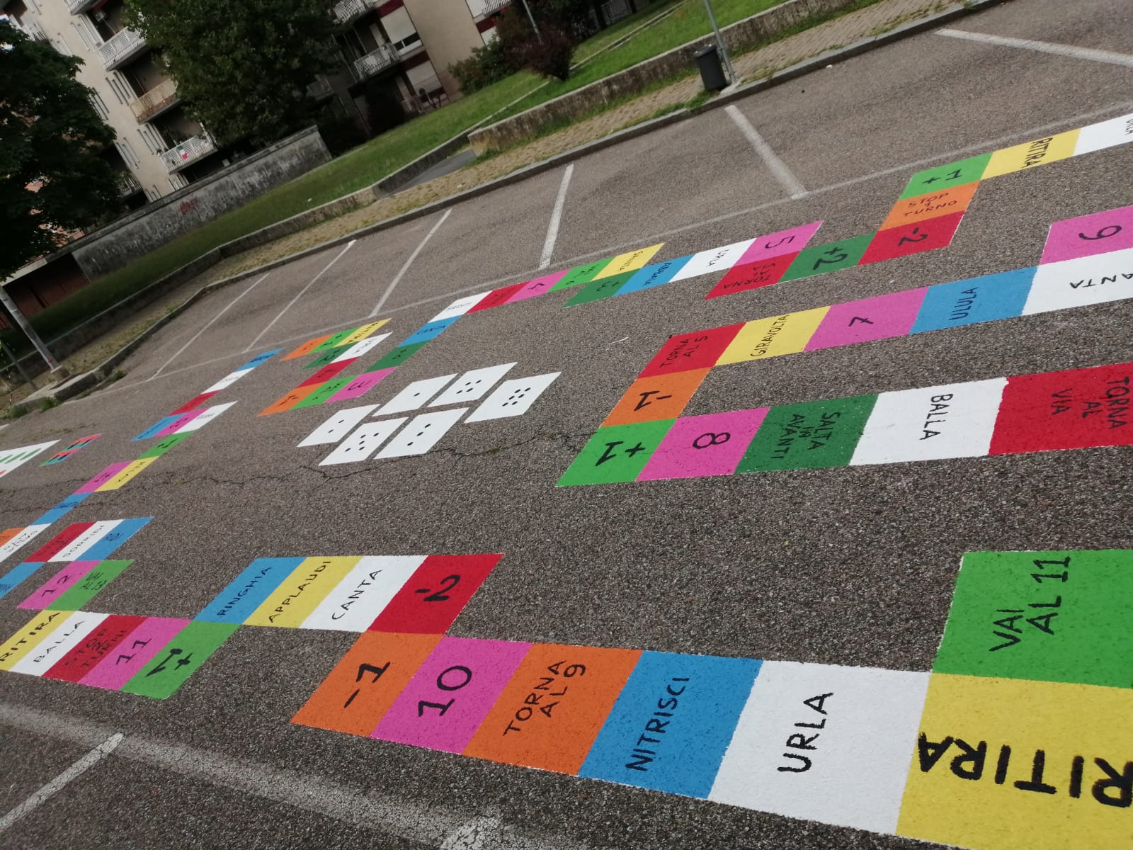 A Desio si gioca in strada in sicurezza: Via Dal Verme da strada scolastica a Spazio Gioco interattivo, progettato insieme ai bambini e alle bambine