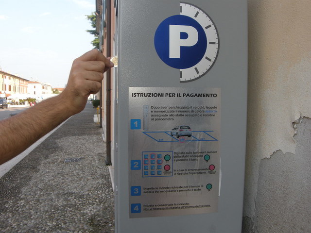Parcheggi in zona Stazione - informazioni e moduli per chiedere o rinnovare i pass